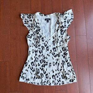 Women's Black‎ and White Top